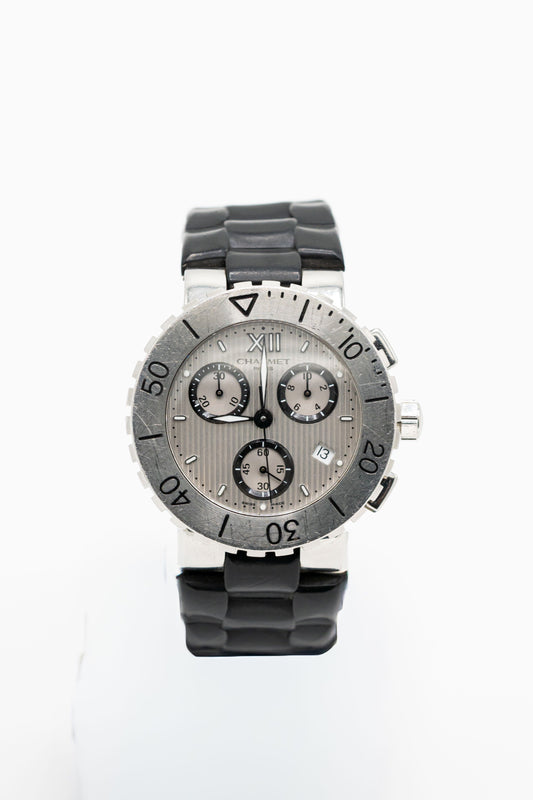 Chaumet Class One Chronographe – Cadran argenté et bracelet noir