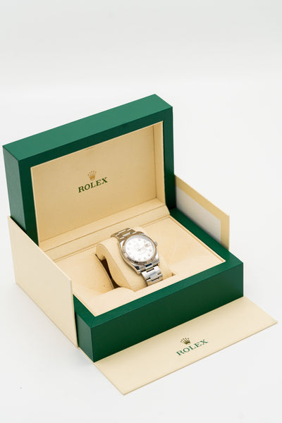 Rolex Datejust – Cadran clair serti et bracelet Oyster