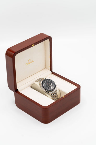 Omega Speedmaster Legend Schumacher – Chronographe à cadran noir