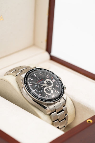 Omega Speedmaster Legend Schumacher – Chronographe à cadran noir