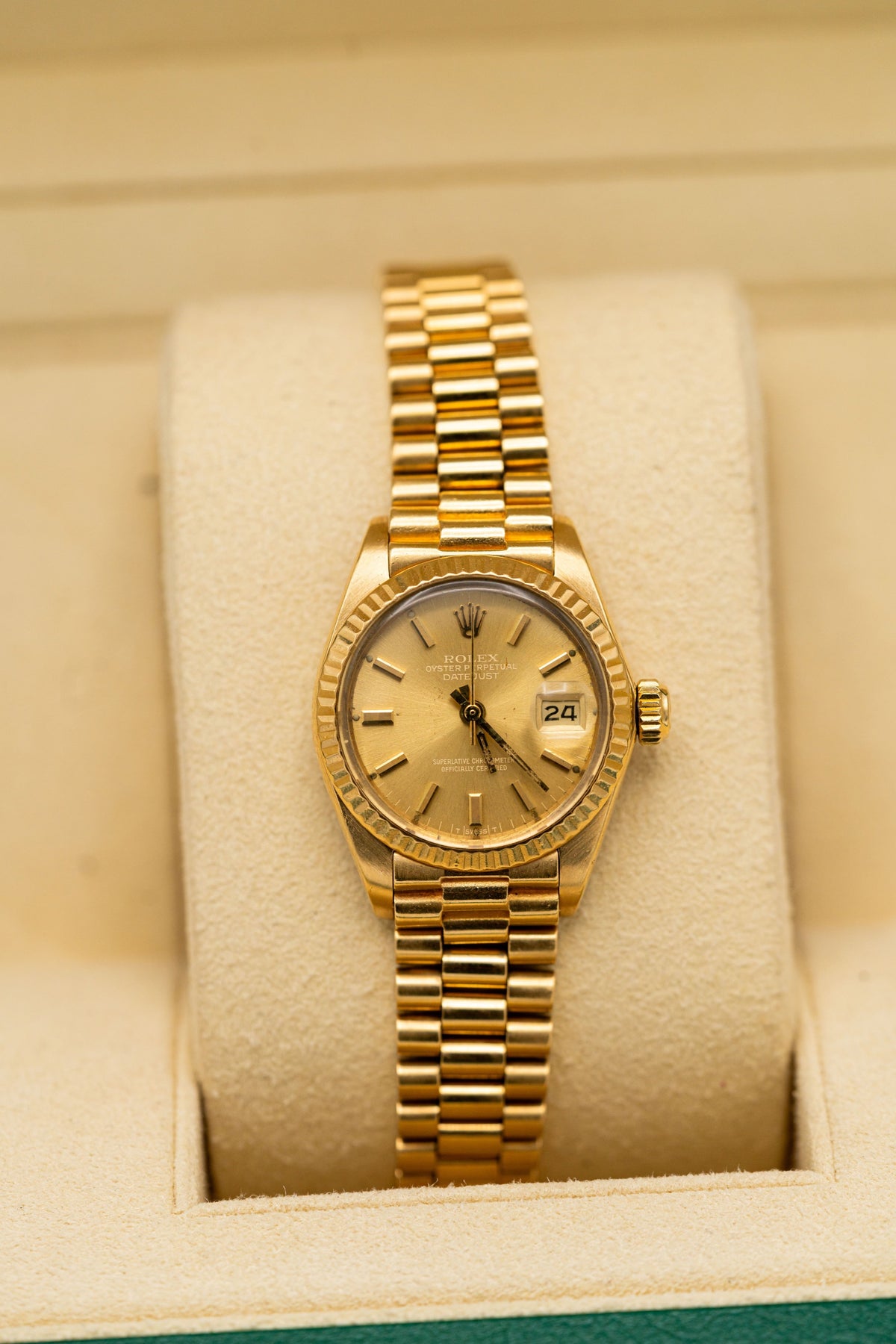 Rolex Lady-Datejust – Tons dorés et cadran champagne